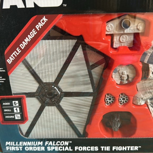 Star Wars Battle Damage Pack Millennium Falcon & Tie Fighter Revell Disney - Picture 6 of 8